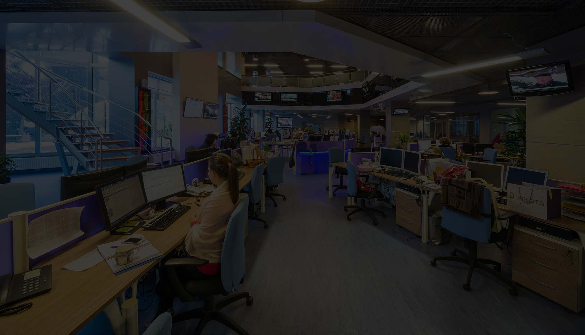 parallax 4 home main